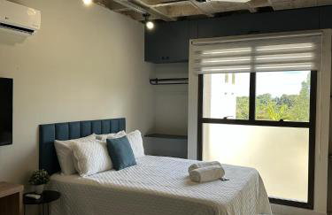 Studio Premium - Perto de Tudo - Vista Livre - Estacionamento privativo e Portaria 24h - Wi-Fi 600mbps - Foto 13