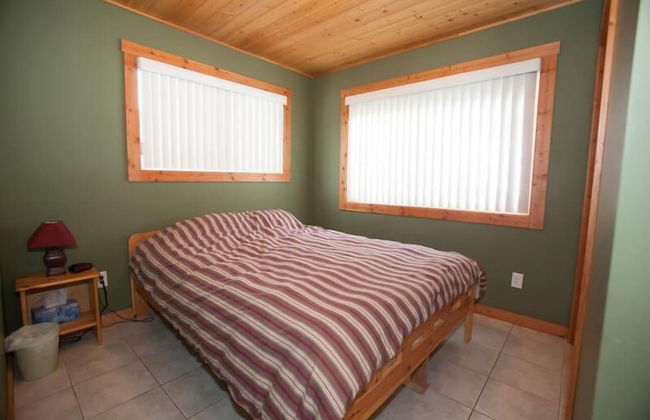 Outlaws Inn by Apex Accommodations - Photo 2