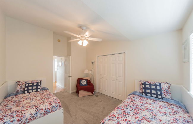 Lake-front Luxury 5bdrm on Kentucky Lake - JZ Vacation Rentals - Foto 3