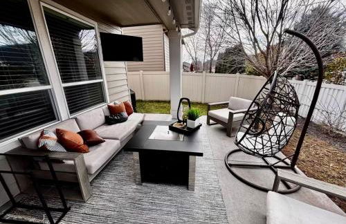 Hot Tub - Sauna - Fire Pit - Ping Pong - Darts - Foto 1