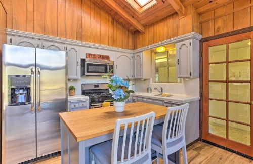 Lovely Oakhurst Cabin with Deck and Mtn Views! - Foto 10