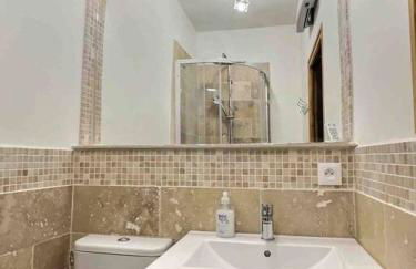 Chez Lydia - Loft cosy, départ canoë à pied, Proche Pont-du-Gard et Uzès - Foto 22