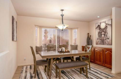 Grand Havasu Oasis with Custom Pool & Spa! - Foto 23