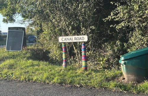 Swan Cottage, 5-Bedroom, Canal View, River, Private gardens, Free Parking's, WiFi, Oxford - Photo 35