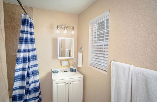 3 Br/1 BA Remodeled Home Near Downtown - Photo 13