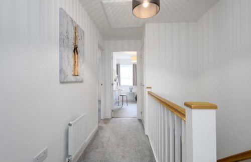 Spacious 3 Bedroom House In Canterbury with Garden and Driveway - Sleeps 7 - Photo 23