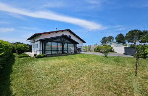 Cosy villa with pool near ocean - Foto 2