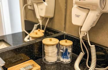 Studio GO24 POA - Moinhos - Rooftop with Pool - Foto 13