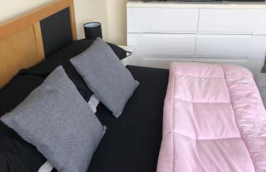 All March 70 pounds per night with 3 nights minimum stay - Foto 4