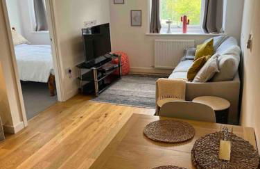 BeeStay - Cosy 1 bed flat in the heart of Cheadle Hulme - Photo 20