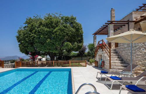 Villa Eleftherna - Majestic Evergreen Retreat with Scenic Views - Foto 7