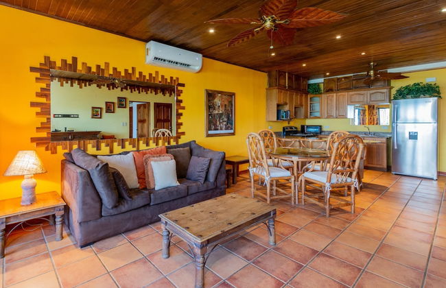 Beachfront Condo with Warm, Rustic Interiors & Direct Access to Playa Flamingo - Photo 10