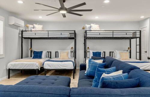 5BR 3.5BA Waterfront Boat, Dock and Kayaks, Lake McQueeney by Austin Vacay - Foto 39