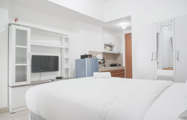Minimalist And Cozy Studio Room At The Nest Puri Apartment - Foto 20