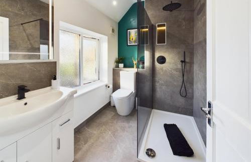 Large house with pool only 15 mins from the beach - Foto 20