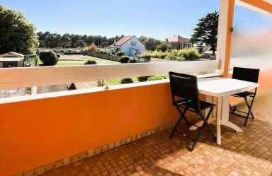 Plage et centre à 100m avec balcon et parking privé 4 pers - Foto 1