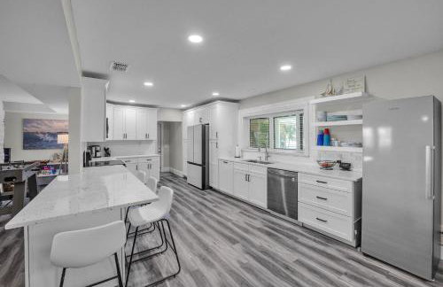 Beautiful Lake View Retreat Drivable To Theme Parks 3 Bedroom Home - Foto 16