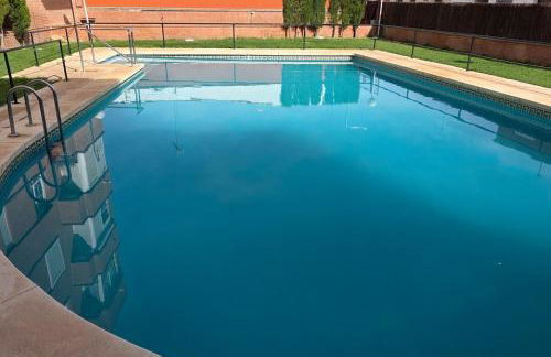 New Luxury Apartment with Pool - Foto 30