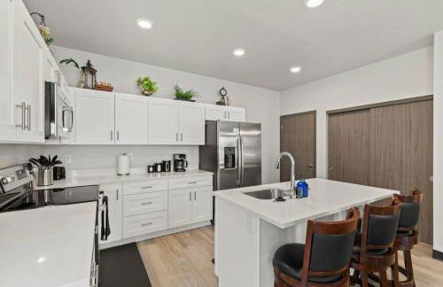 Brand New 3BD 2 5BTH Triplex Unit Near Downtown - Foto 11