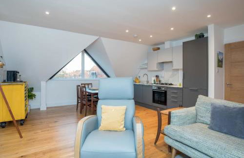 Radiant Penthouse on the Banks of the Thames - Pass the Keys - Photo 32