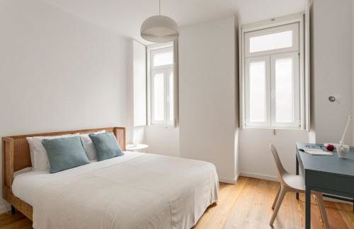 Calçada de Santo Amaro Apartments - Photo 2