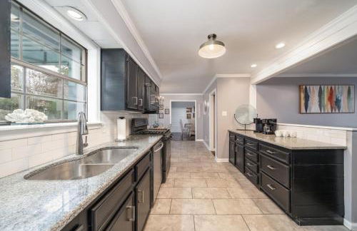 Colleens Corner Captivating 4bed 2.5 bath in Charming Neighborhood - Foto 2