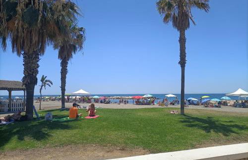 Best location in Malaga, just by the beach - Foto 13