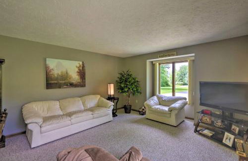 Charming Lewiston Apt 10 Miles to Niagara Falls! - Photo 4