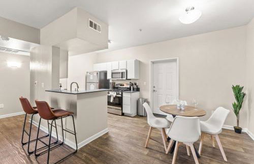 Luxury King Suite by the Lake - Entire Place - Foto 36