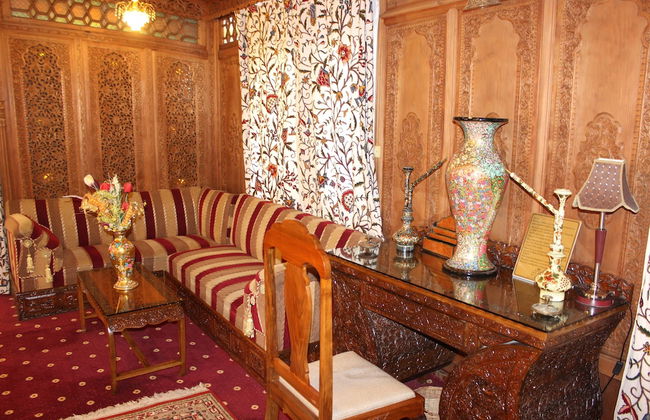 Wangnoo Worth Houseboats - Foto 1