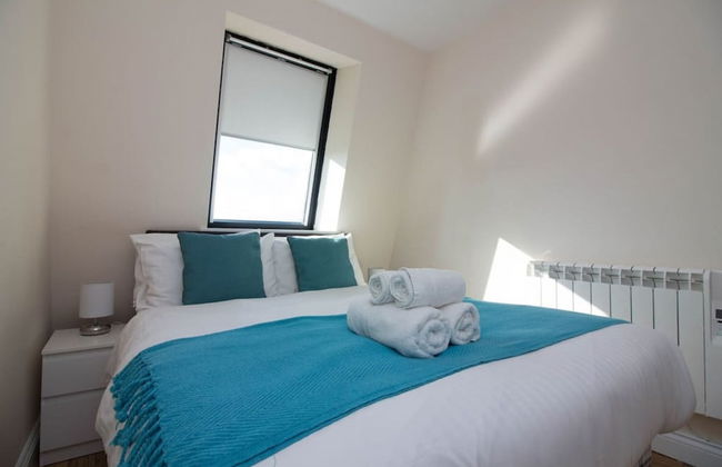 Stayzo Castle Penthouse 17 - A Clean Fresh Modern Apartment With Free Wi-fi - Foto 12