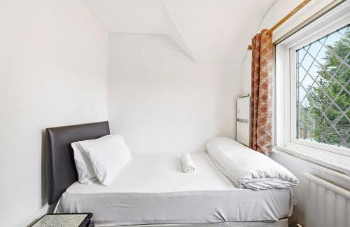 Sally's 4 Bed Home in St Albans - Foto 51