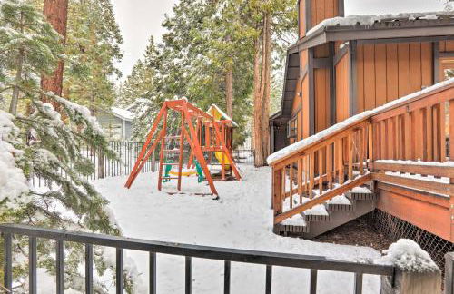 Lake Tahoe Family Home with Hot Tub and Game Room! - Foto 3