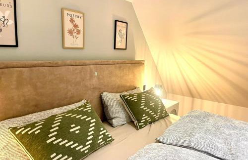 Smart Living Worms - Photo 37