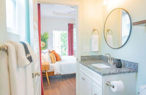 The Champion's Suite Newly Built Upscale Central - Photo 19