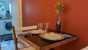 "Maison verte" - terrasse - parking - 10min du métro - Foto 3