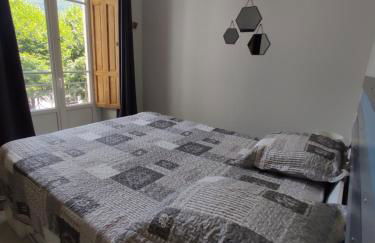 Agréable T2 au centre de Luchon - Foto 9