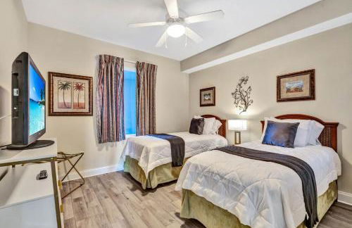 Sunshine Oasis - Orlando Lakefront Luxury - Photo 47