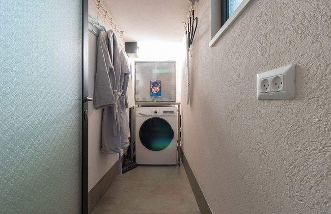 Best Location Jerusalem Stone Apartment - Photo 18