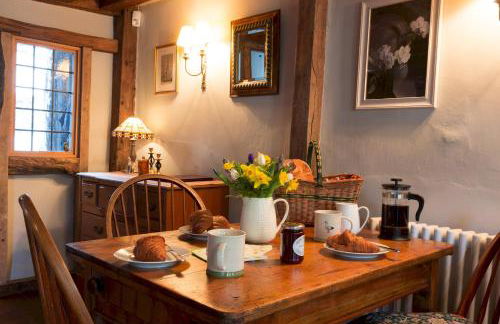 Miller Cottage a luxury 1550's cottage in the Historic centre of Saffron Walden - Foto 10