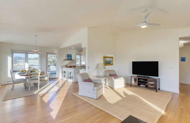 Pacific Breeze Ocean Views, Steps to Cannon Beach, Airy Coastal Retreat - Foto 11