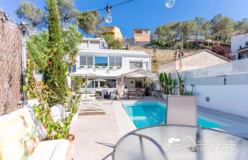 Beautiful Villa Encanto with private pool - Photo 2