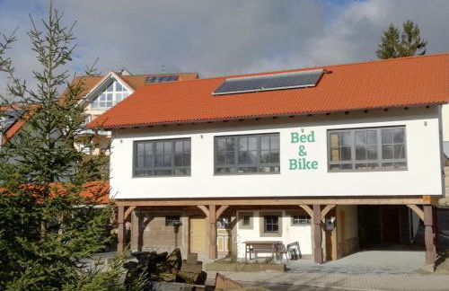 Bed & Bike - Photo 1