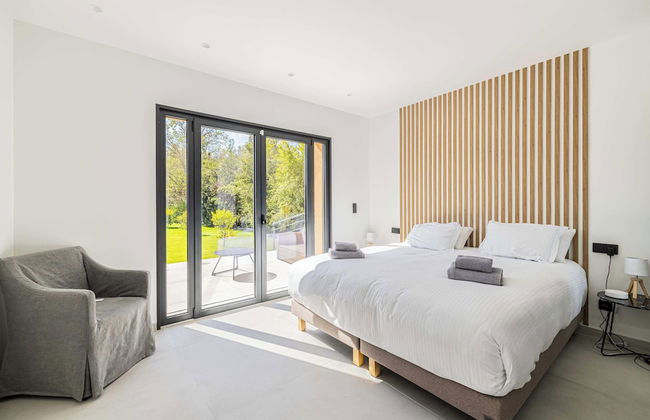 Modern Villa With Heated Pool and Garden - Foto 6