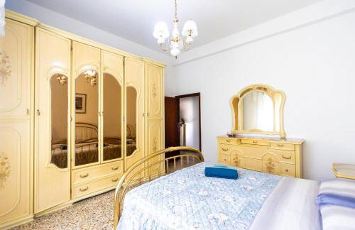 Very central apartment 200 m from the sea - Foto 7