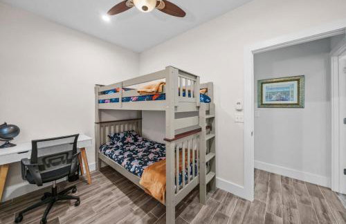 PCB Beach Paradise, Steps to SAND, Sleeps 8 - Foto 44