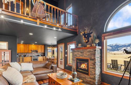 30 Miles to Yellowstone Hot Tub Game Room AC - Foto 10