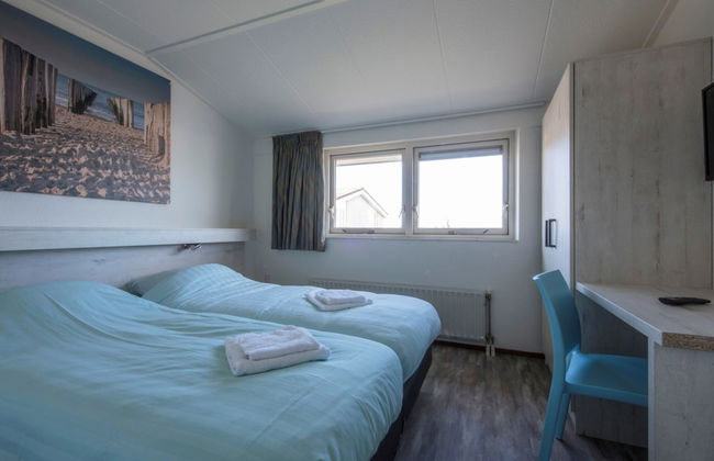 Chalet in Zeeland Near the Beach - Foto 3