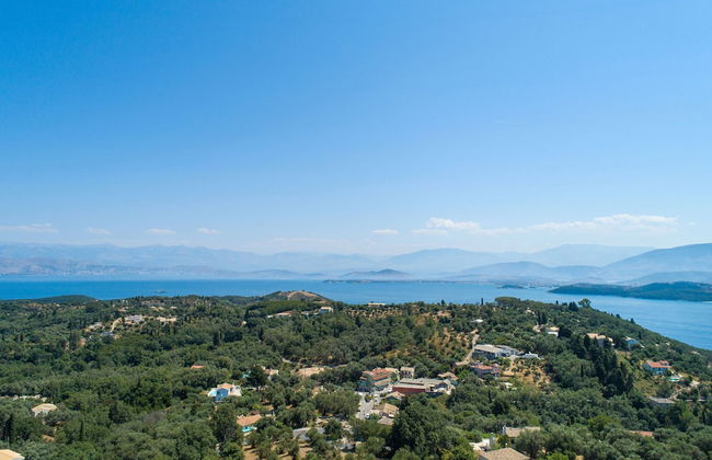Bee Tree Villa in Corfu - Photo 43