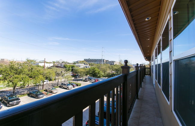 Carondelet Street Modern Suites - Foto 31